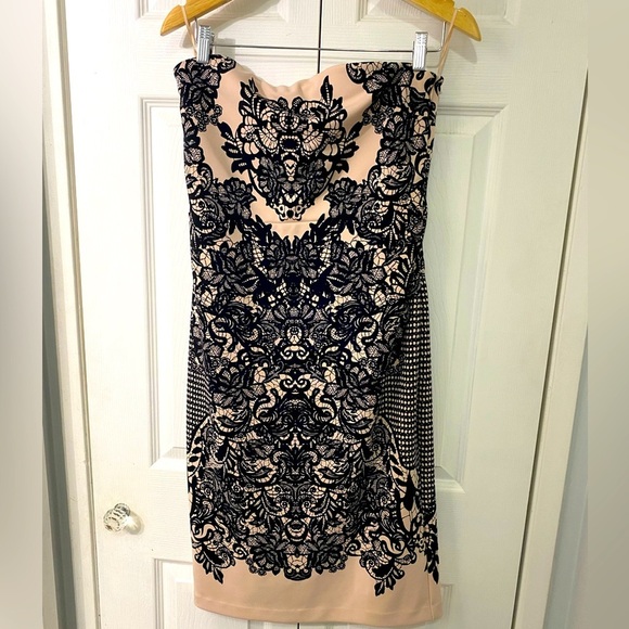 Strapless lace print dress - Picture 1 of 4
